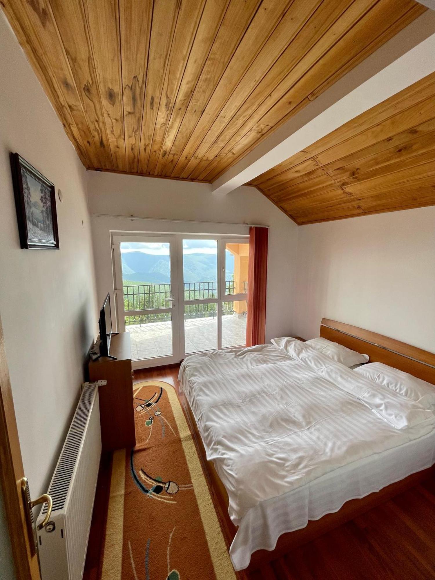 Casa De Vacanta Trei Brazi Ranca Buitenkant foto